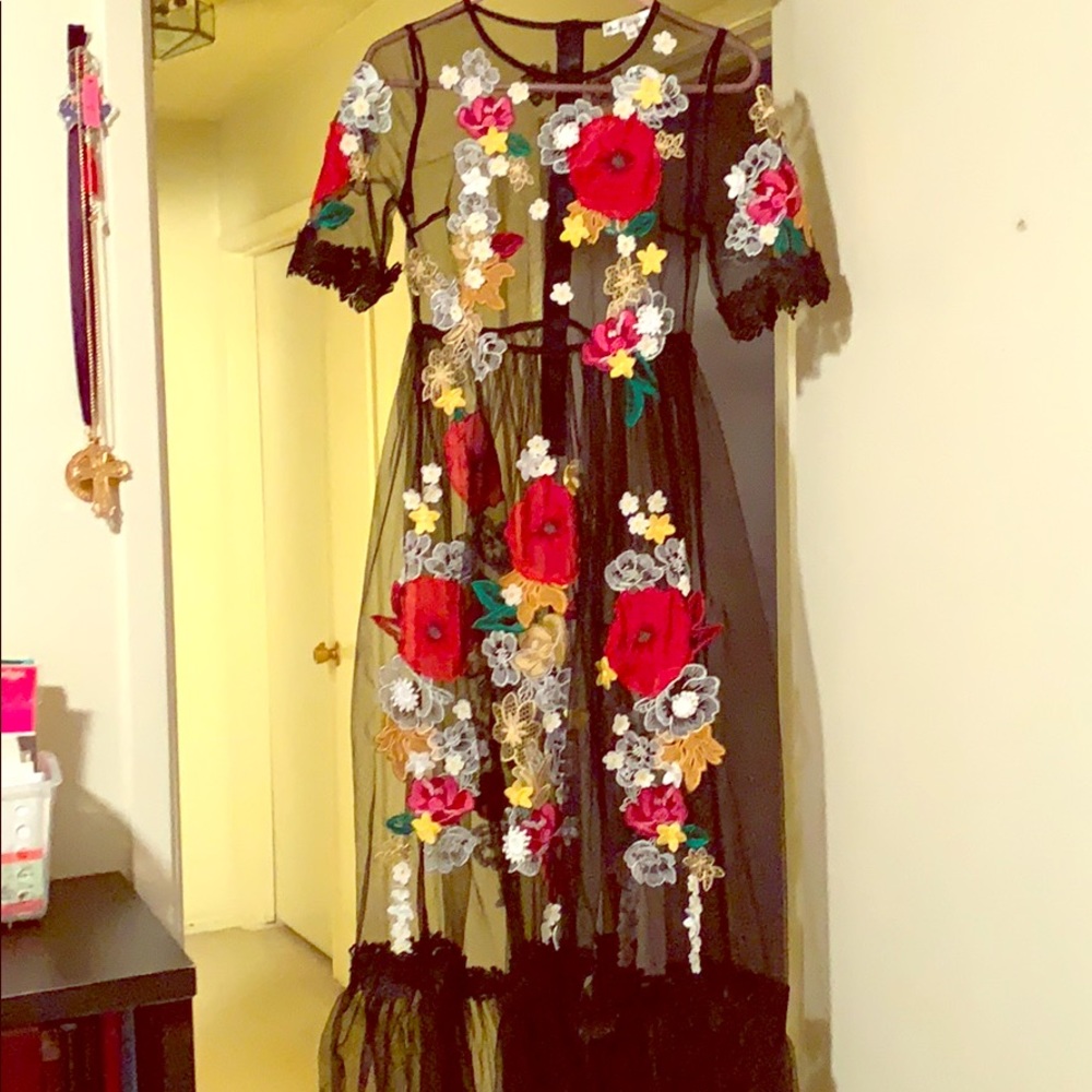 NWT Black with floral embroidery BRAND NEW dress